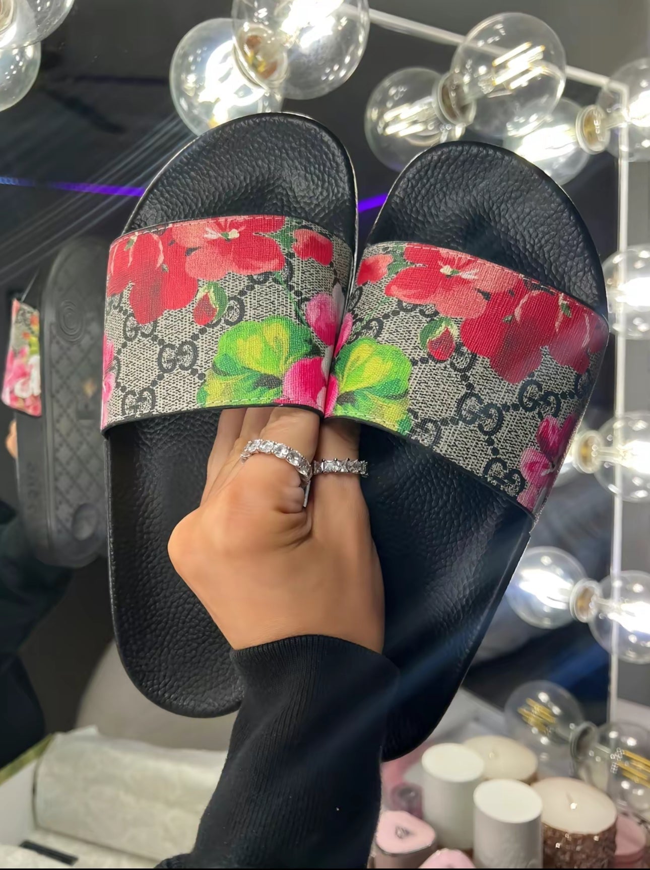 GG flowers slides