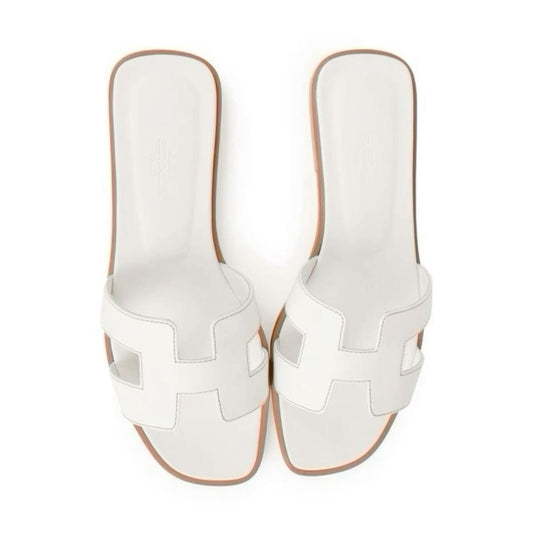 "Herm" it girl white Sandals