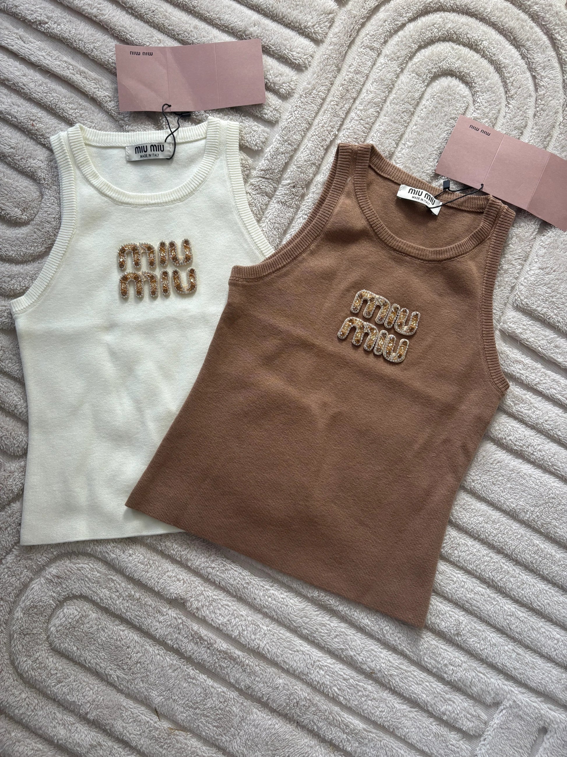 "Miu" vest top