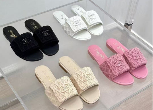 CC KNITTED SANDALS