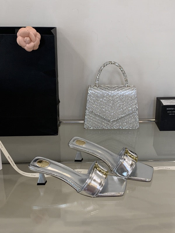 "YSL" KITTEN HEELD
