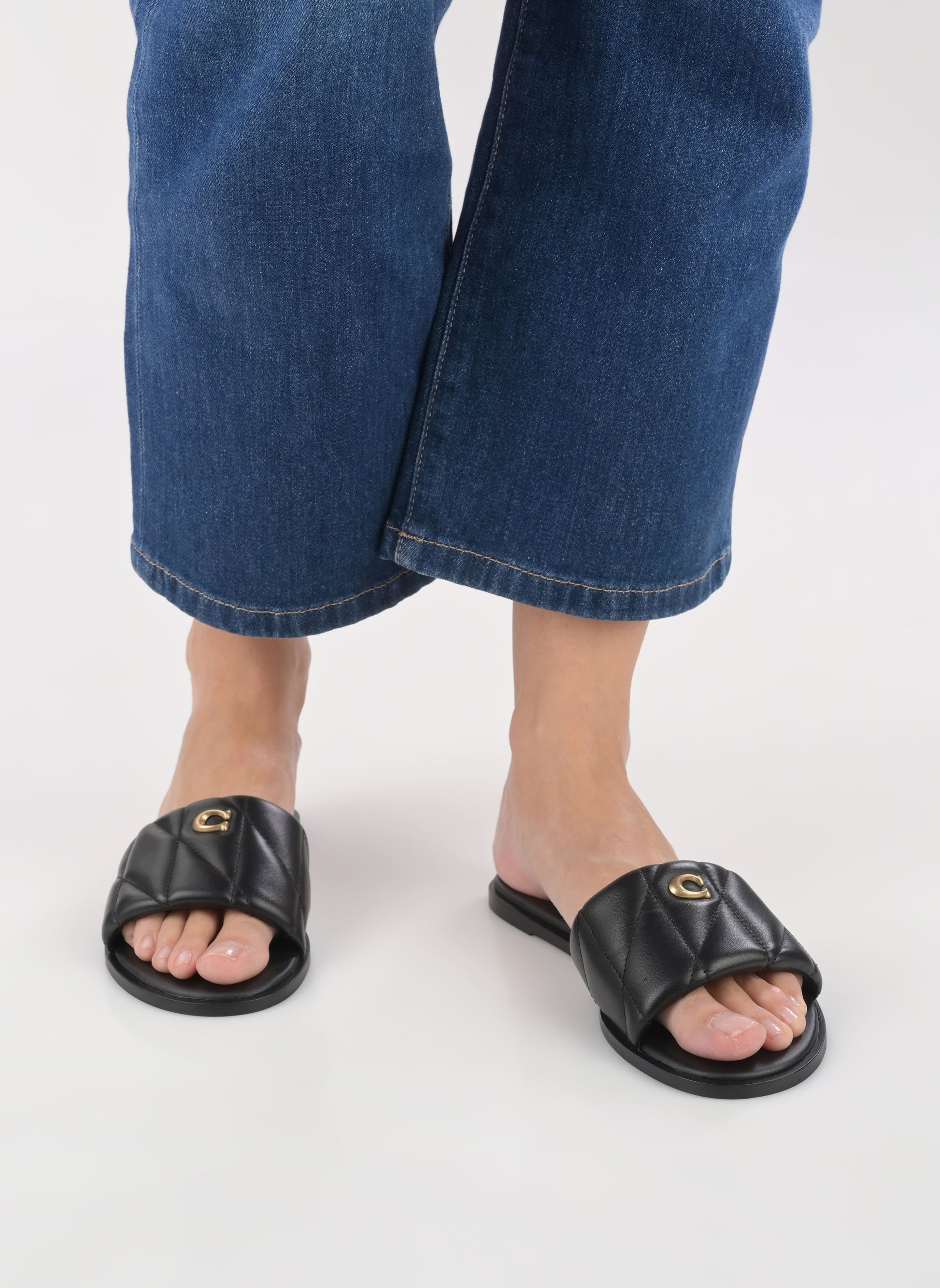 "COACH" SLIDES