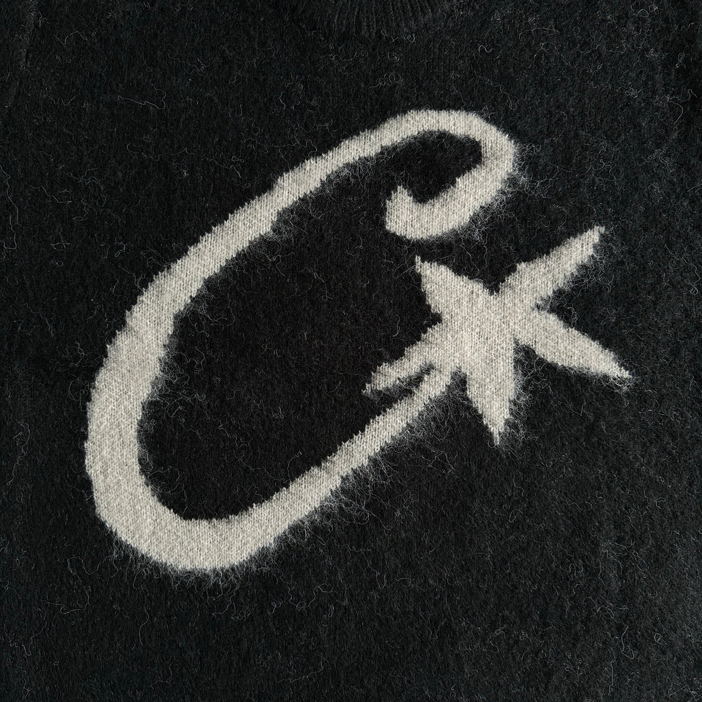 "CRTZ" Mohair Black