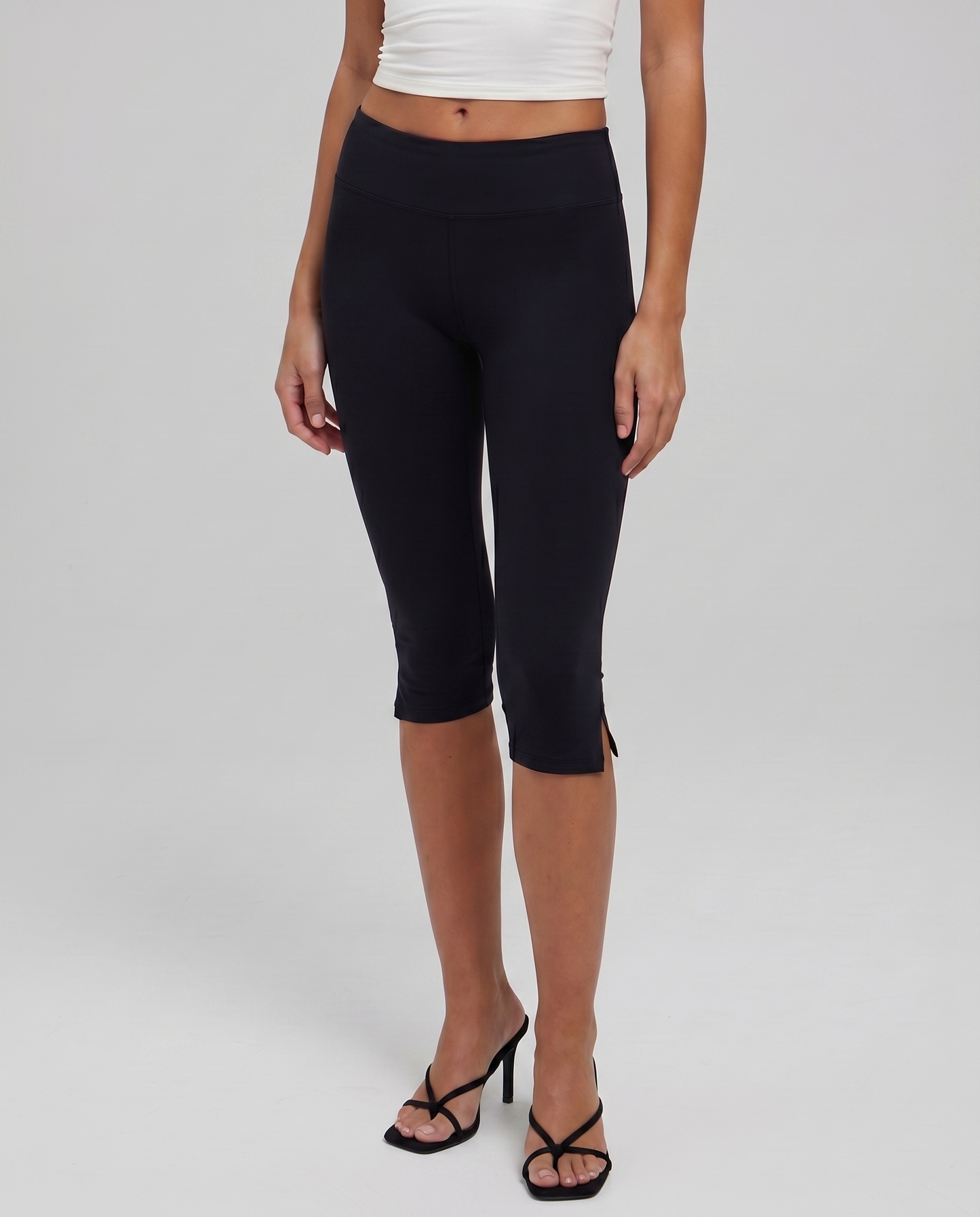 SELLEZA High Waist Capri Leggins