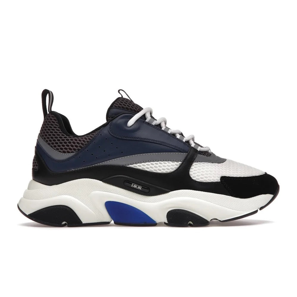 "B22" Sneaker