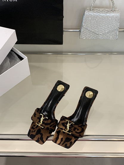 "YSL" KITTEN HEELD