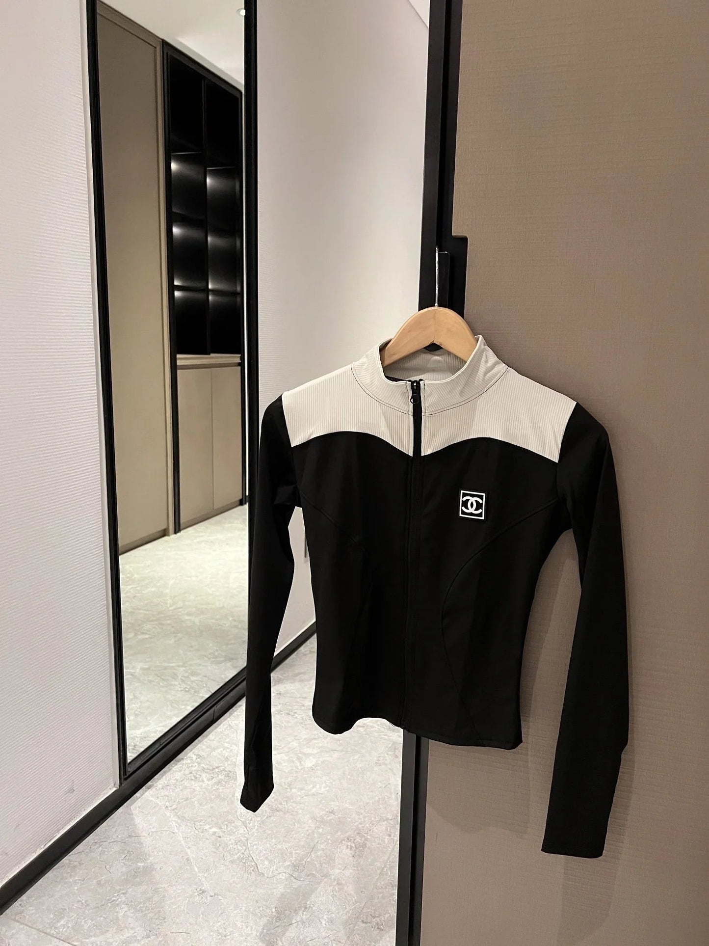"CC" gym jacket black
