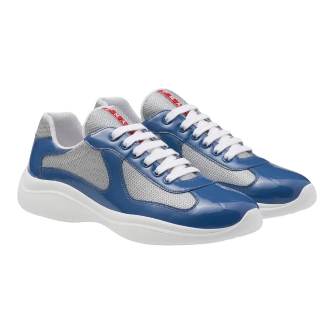 Cups Sneaker